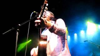 Cracker, Friends, live at the the Ritz Ybor, with lyrics in sidebar