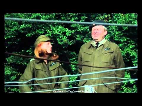 Piger i trøjen (1975) - Uenighed