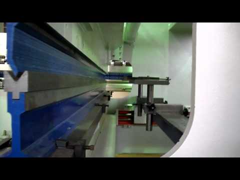 PLEGADORA PHC SYNCRO 80 T 3000 CNC