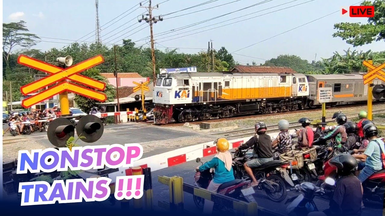 Live webcam view of Cruce ferroviario de Purwokerto