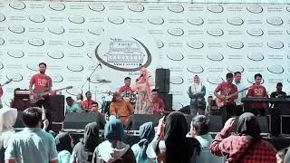 Download lagu LESTY KEJORA ● TIADA GUNA ||| LIVE BANDUNG mp3