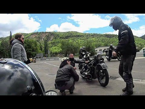 La JEFA en la BMW R12 de 1935 con MOTOS anteriores a 1945 😍 INCREÍBLE!!!