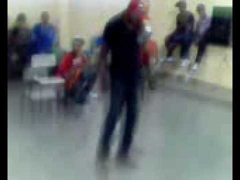 batalha de krump 2010 piracicaba sp brasil (marcelo vs bruninho) semifinal