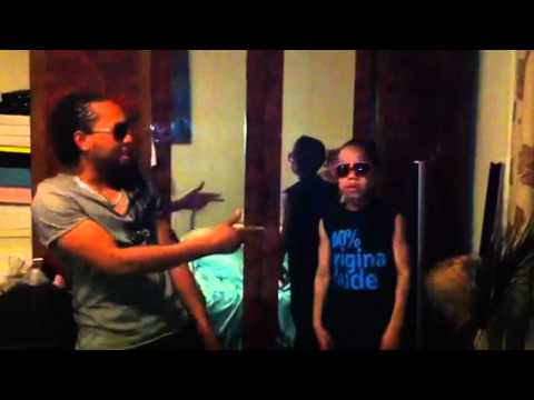 MIKEY BASHMENT &  HIS  5 YEAR OLD  SON (FREESTYLE) APRIL 2011