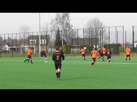 17 feb 2018 VV De Meern 2 - Altius 2 com 3-1 Doelpunt Hidde maar al gefloten