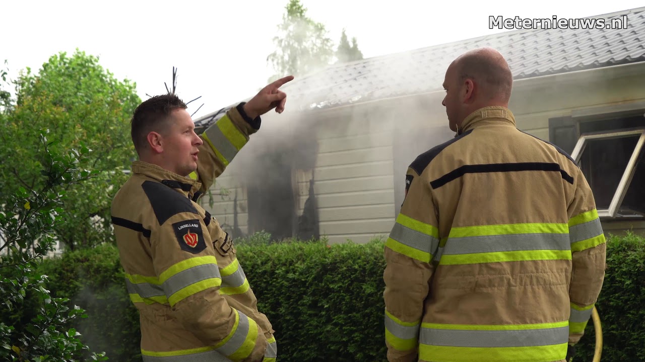 Chaletbrand in Rheezerveen (Video)