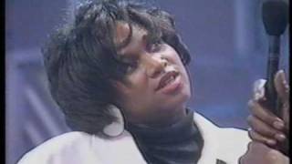 Michel&#39;le - No More Lies (Live)