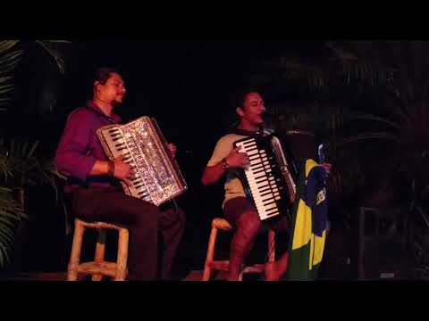 Isaac do Acordeon e Cosme Vieira - De Volta Pro Meu Aconchego (Dominguinhos)