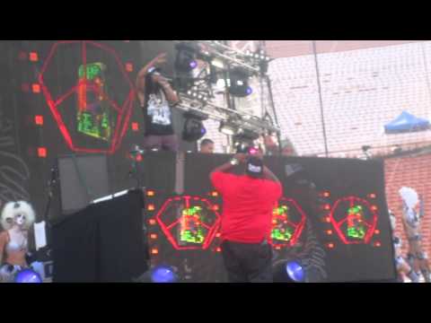 afrojack lil jon MOOMBAH