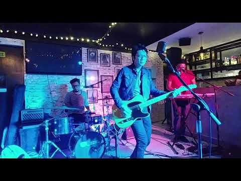 Orange & Lemons | Pure (Lightning Seeds cover)  | Thai Street, Makati