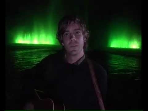 Niels Frevert - Seltsam öffne mich (official)