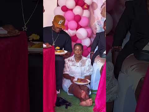 Brenda Miles yafuuna Omwami yamala Wano nga balya Emere ku Mazalibwa ga Muwala wabwe