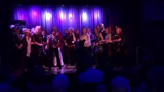 Coda Vocal Soul Collective "Rocking Around The Christmas Tree"