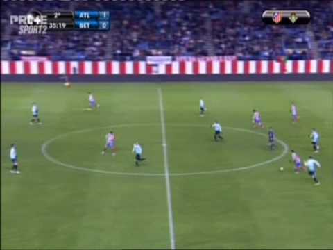 Liga 2009 : J15 : Atletico Madrid - Betis Seville : 2-0