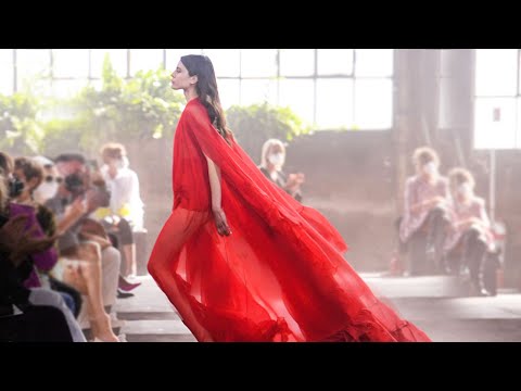 Valentino | Spring/Summer 2021 | Milan Fashion Week