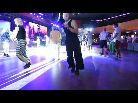 Northern Soul at Benidorm Palace The Signatures performing " I Surrender"on the 16th September 2024