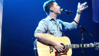 Scotty McCreery - Are You Gonna Kiss Me Or Not - (8-17-11) Philadelphia, PA
