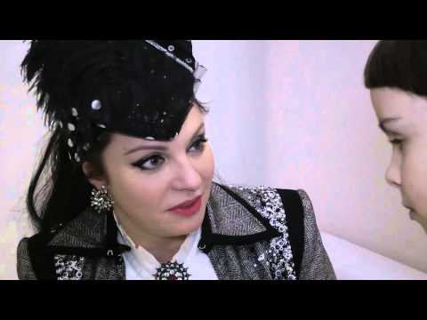 Наталья Толстая - "Фея на балу кукол" 