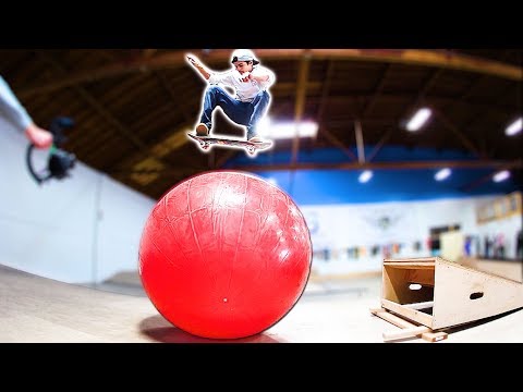 download lagu mp3 mp4 Red Bouncy Ball, download lagu Red Bouncy Ball gratis, unduh video klip Red Bouncy Ball