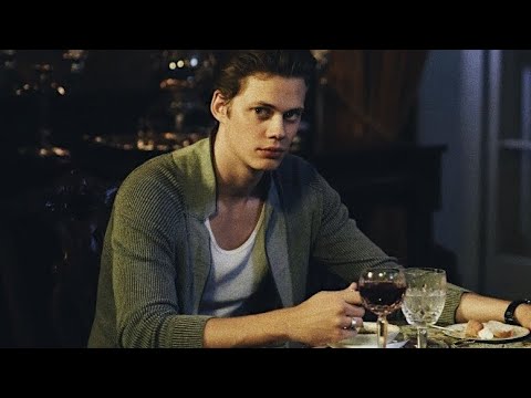 이별하고 술집에 들어갔는데