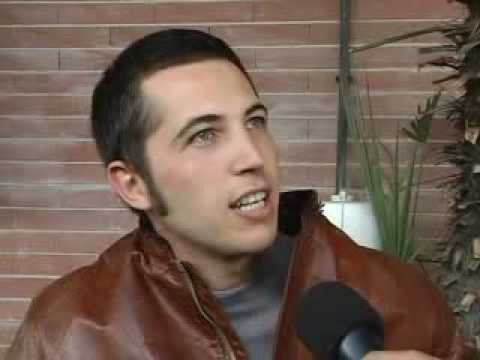 download lagu mp3 mp4 Avis Fabriano Orari, download lagu Avis Fabriano Orari gratis, unduh video klip Avis Fabriano Orari