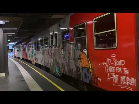 4020.318 von Gmünd NÖ fährt in Wien FJB in die Abstellung