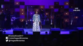 Cece Winans LIVE - Never Have To Be Alone (NEW 2017 ALBUM)