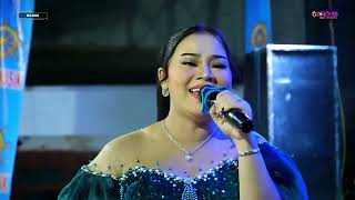 Download lagu Oh Angin Classic - Devi Adinda - King of Music mp3