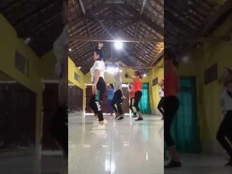 joged asyik// JANG GANGGU// Alvi ananta ft. gopy music