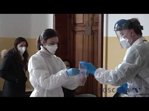 2021-04-06 TOSCANA - DOMANI TORNANO IN AULA 300 MILA STUDENTI