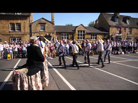 Ilmington Morris Men - Maid of the Mill