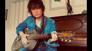 Video thumbnail for 1935 National Duolian guitar, Dust My Broom by Alaska Sue