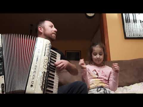 Tata kupi mi auto (Ivo Robic) - Nina (6 god.) i tata Bata