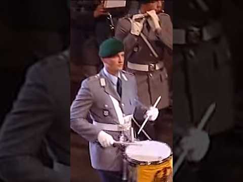 Marsch aus Petersburg beim Berliner Militärmusikfest 2011 #bundeswehr #wachbataillon #marschmusik