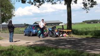 preview picture of video 'Motorrijder gewond bij ongeluk in Waalwijk'