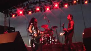 POP EVIL &quot;Somebody Like you&quot;Detroit RiverDays/ Lyrics