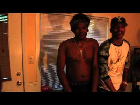 Ryyot- Smoke In My Chest