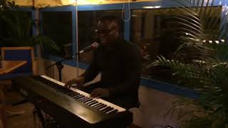 Dan Xikidi live at Hotel Sportsman (Have I told you lately that I love you)