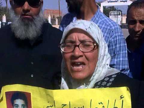 كلمة أم أمين أثناء مظاهرة الحرية والعدالة البيض