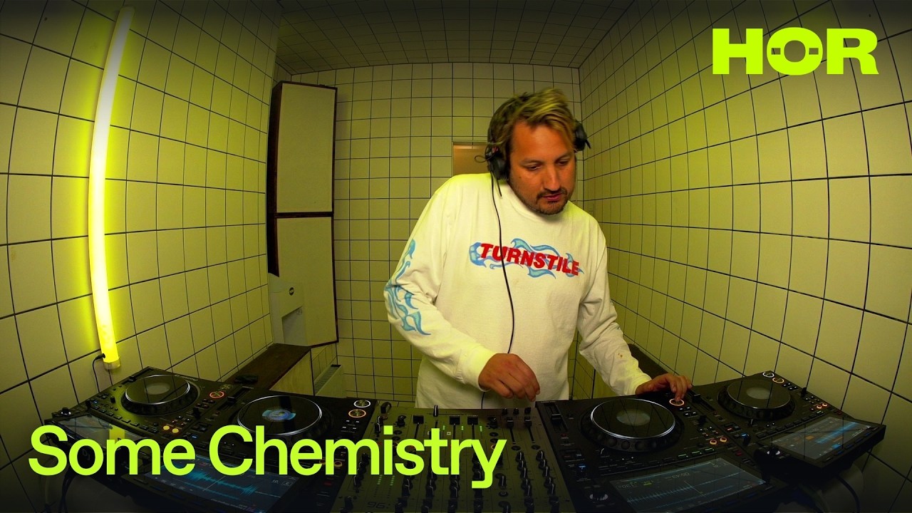 Some Chemistry - HÖR
