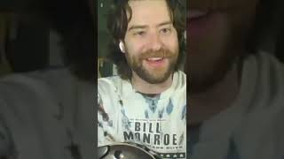 Jarrod Walker sharing a Chris Thile lesson