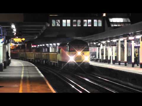 (HD) Colas Rails 56113 Slowly Passes Southampton Central Working 6Z30 - 27/11/13