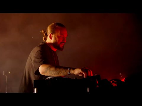 Sebastian Ingrosso ft. Celine Dion - A New Day (Steve Angello LIVE at Ultra Europe 2025)