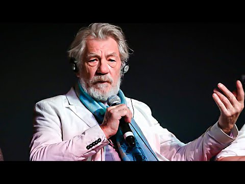 He Was Afraid To Come Out Until He Was 86, But He Never Found Love. Nevertheless, His Story