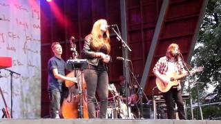 Melissa Horn - lät du henne komma närmre