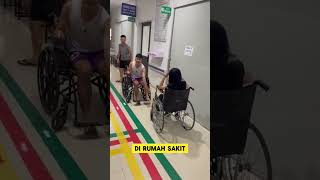 Download lagu funny moment when I met my ex-girlfriend in the hospital ‼️ #lol #funny #boyfriendwithoutgirlfrie... mp3