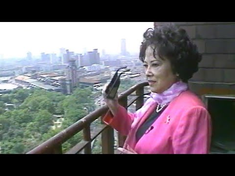 李香蘭 (山口淑子)  思い出の地 上海を訪れる  1992年8月 ★山口淑子さん 72歳時