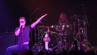 Middle of Nowhere / Stone Temple Pilots in Tokyo `o`