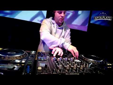 ROLL OUT-Drum&Bass @ Club Spielplatz LIVE w// Phentix