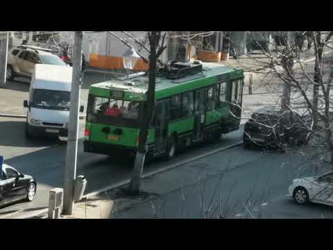 noul troleibuz ikarus 415t #5127 pe linia 76 la capătul de linie piața Resița